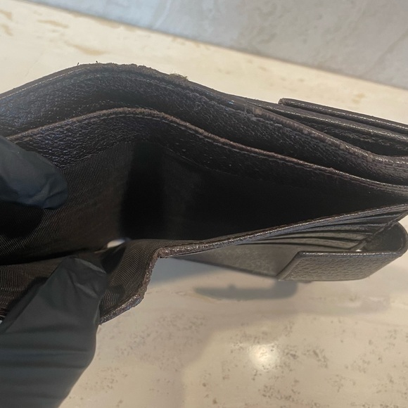 EUC Gucci monogram wallet - Picture 6 of 7
